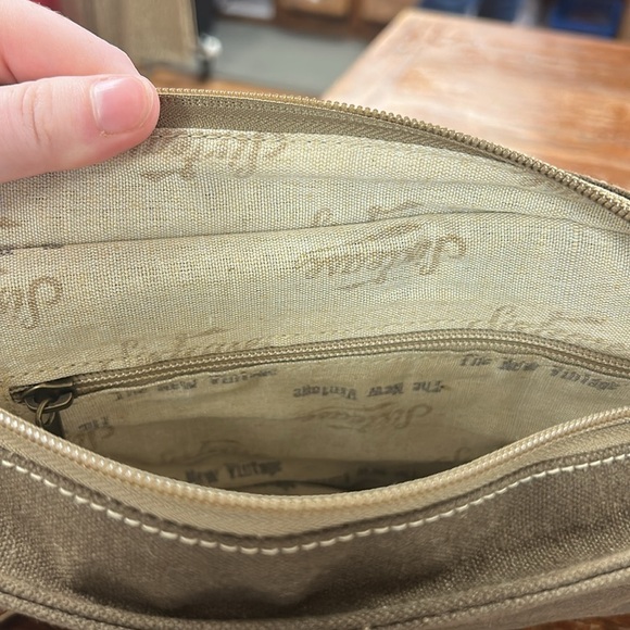 Cowhide Rockstar Shoulder Bag - Sixtease - Picture 5 of 5